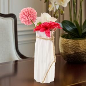 Plastic Vase / Pot - Elegant Design-Ideal Gift for Friends and Family (1 Pc)