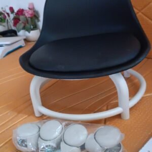 Plastic Low Round Rolling Stool with Wheels Pedicure Stool (1 pc / Mix Color)