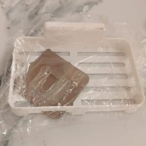 Self-Adhesive Wall Mount Plastic Soap Dish with Drain Slots
