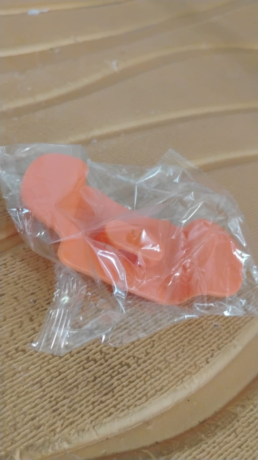 Wall Mounted Plug Holder Hook (1 Pc) - Image 8