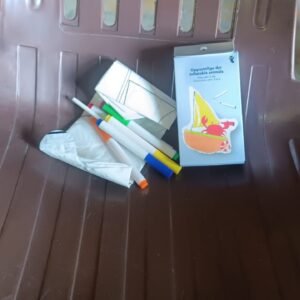 Multicolour colour-your-own inflatable animals With 6pcs Colored Pen Markers (1 Set)