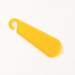 Multipurpose Garlic and Ginger Grater Peeler Tool with Hanging Hook – 1 Pc