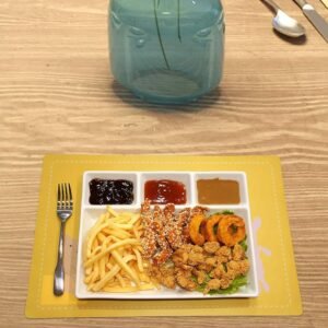 Plastic 4-Compartment Rectangular Meal Serving Tray / Plate (1 Pc / White)