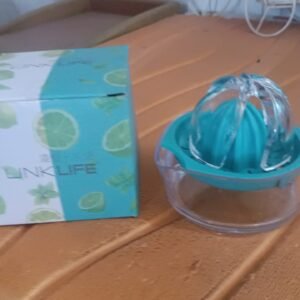 Manual Drink Orange Lemon Citrus Lime Fruit Juice Juicer Squeezer, BPA Free, Press & Pourer With Lid Plastic Manual (1 Pc)